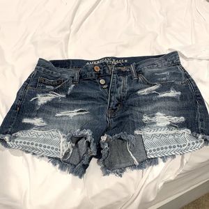 American Eagle Vintage Hi-Rise Festival Jean Shorts. Size 4. Worn twice.